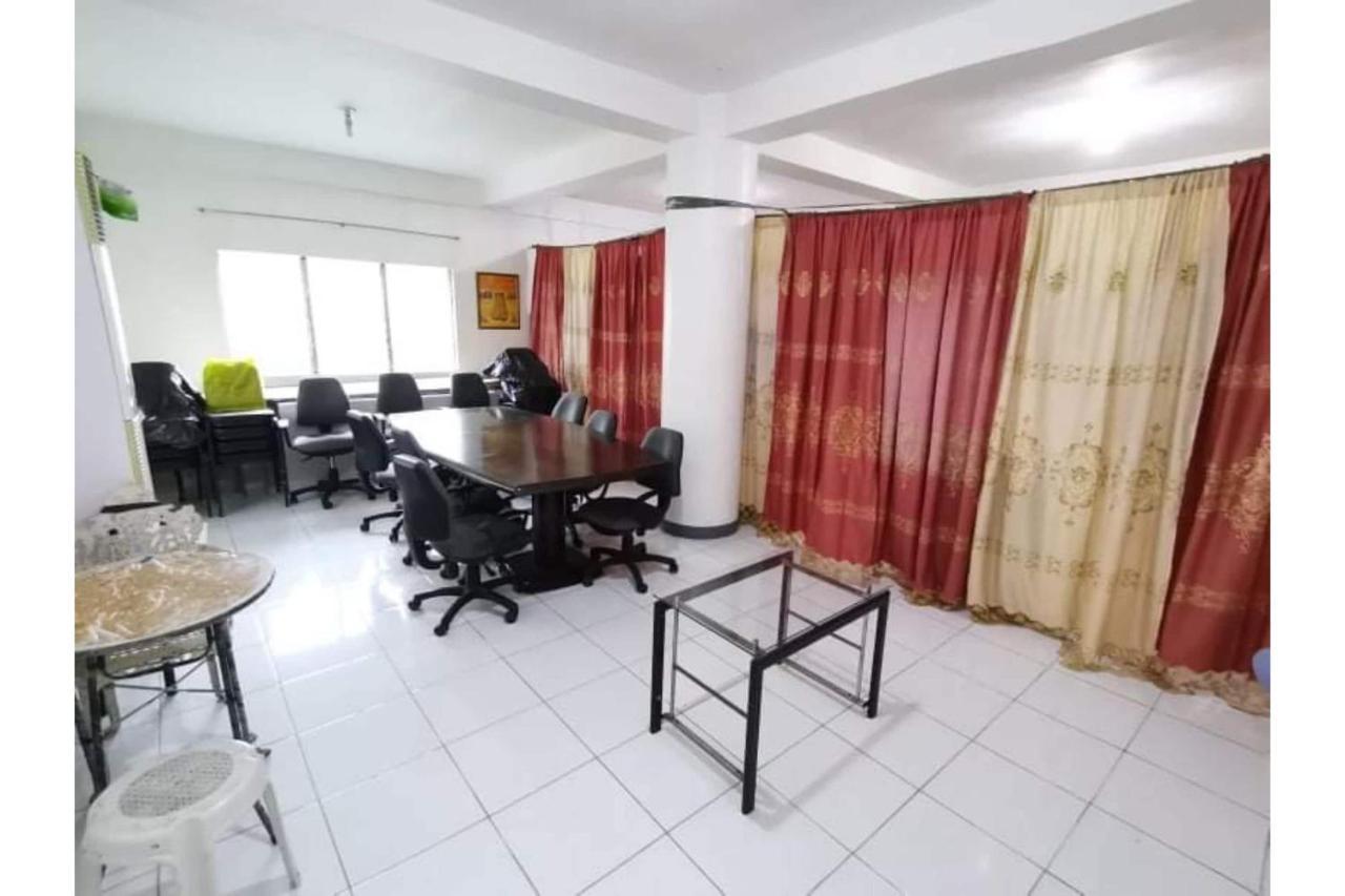 Oyo 799 Ddd Habitat Iloilo Hotel Luaran gambar