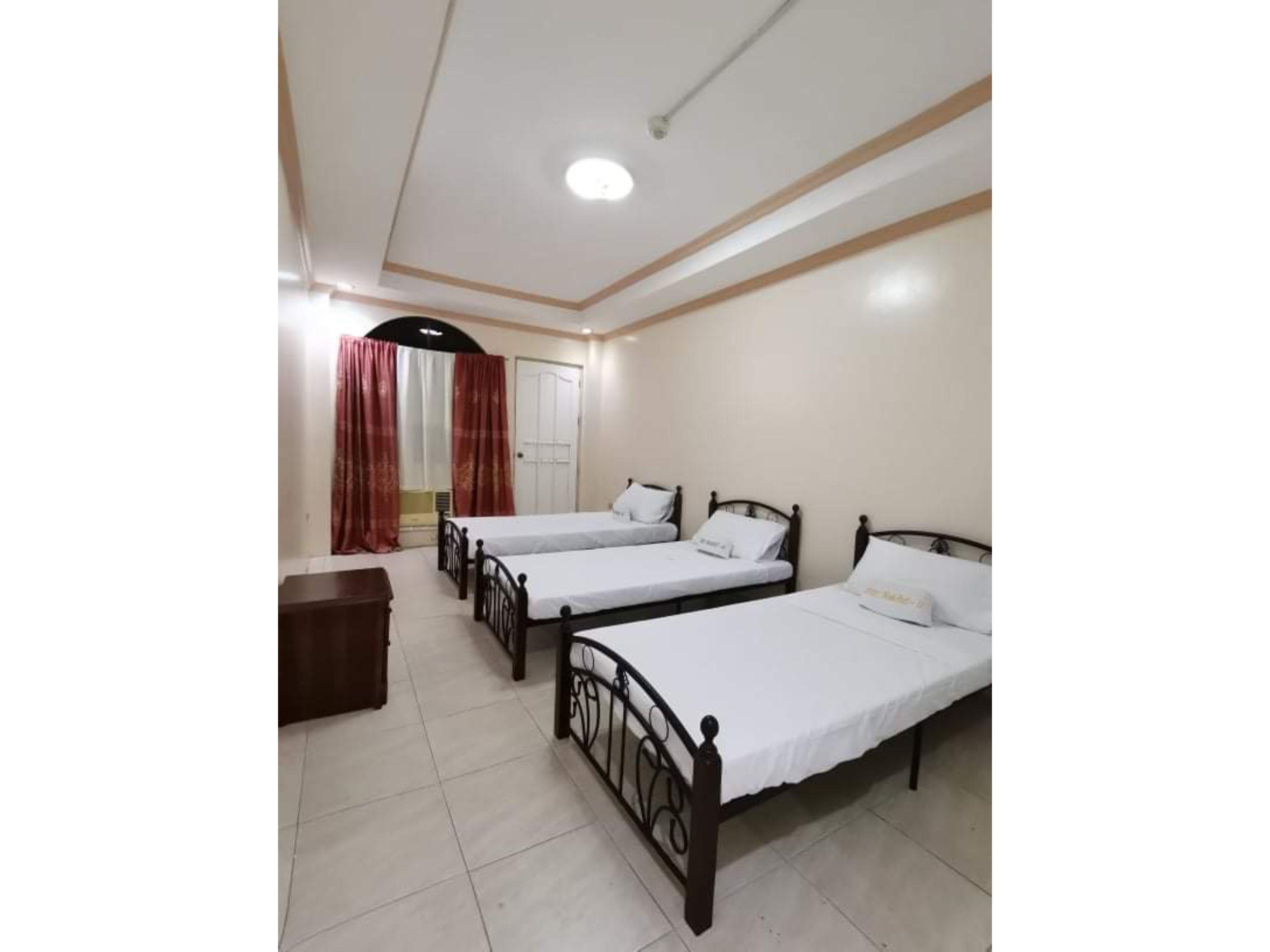 Oyo 799 Ddd Habitat Iloilo Hotel Luaran gambar