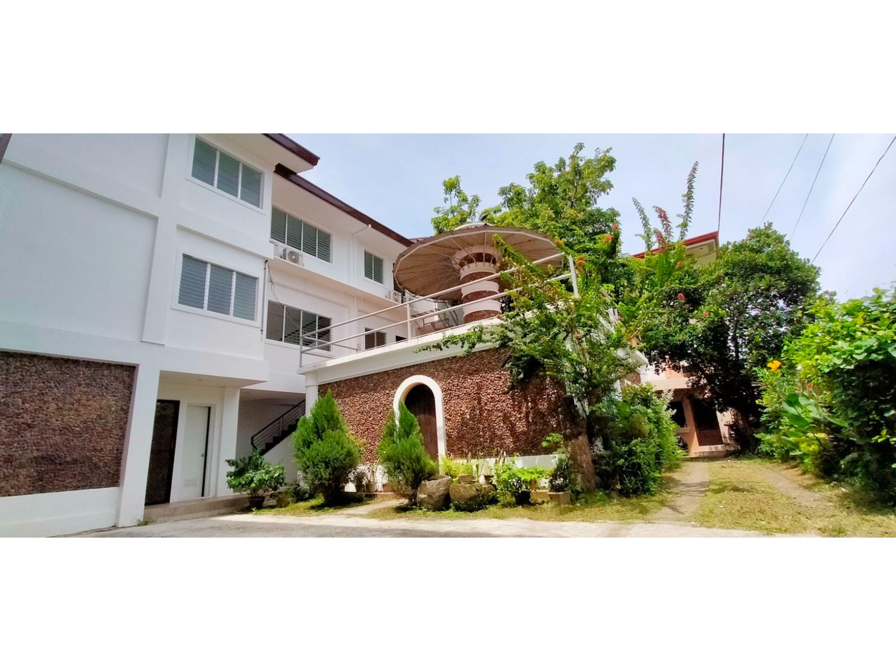 Oyo 799 Ddd Habitat Iloilo Hotel Luaran gambar