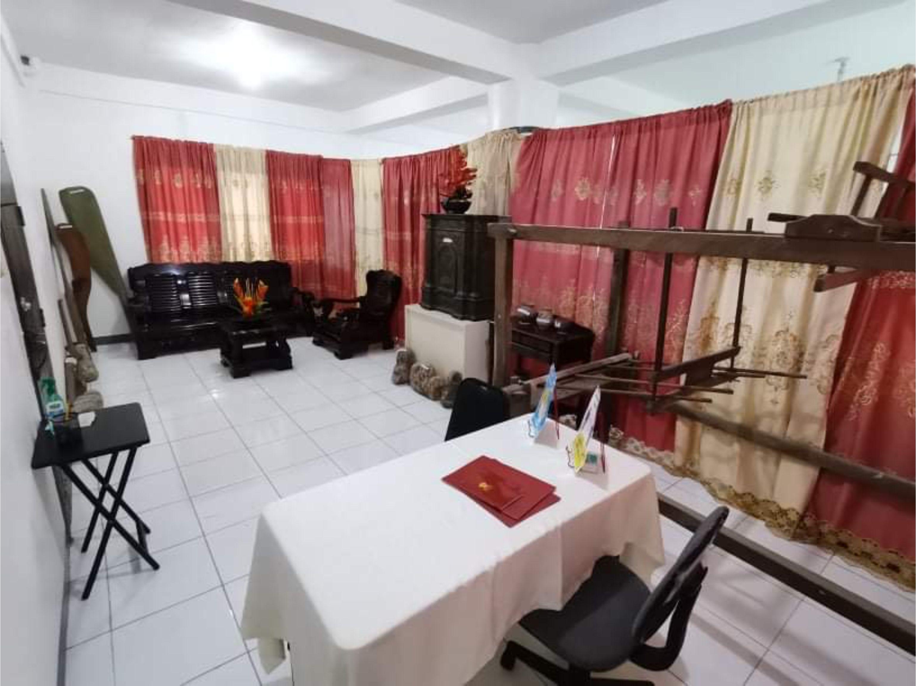 Oyo 799 Ddd Habitat Iloilo Hotel Luaran gambar